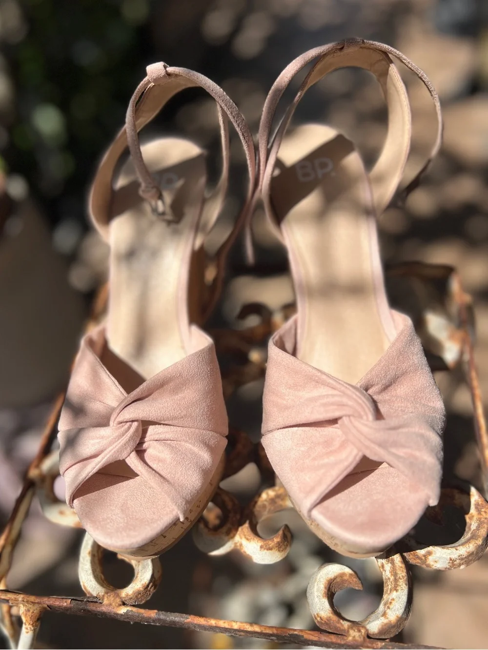 BP. Arya Platform Wedge Sandals Baby Blush (Pink) Size 6 1/2 / Faux Suede / Cork